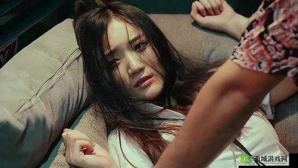 成人黄色 AV 网址:无尽的激情世界等你来探索